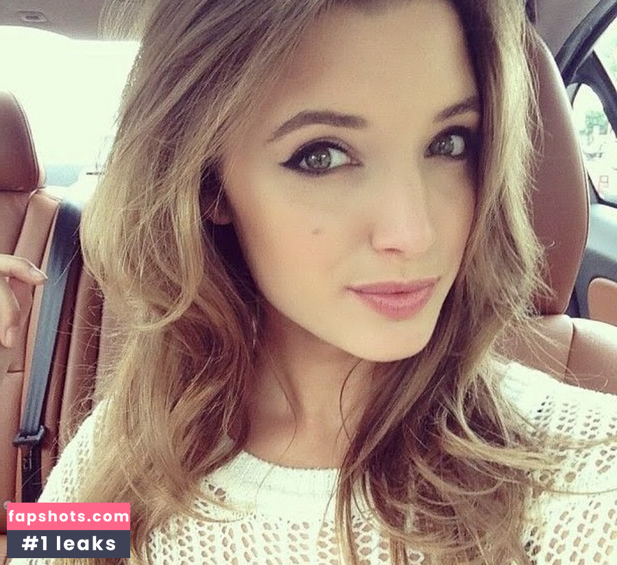 Alyssa Arce gallery photo #239