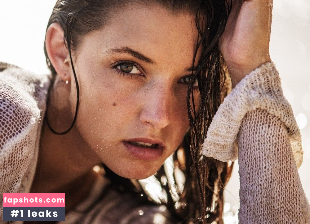Alyssa Arce gallery photo #574