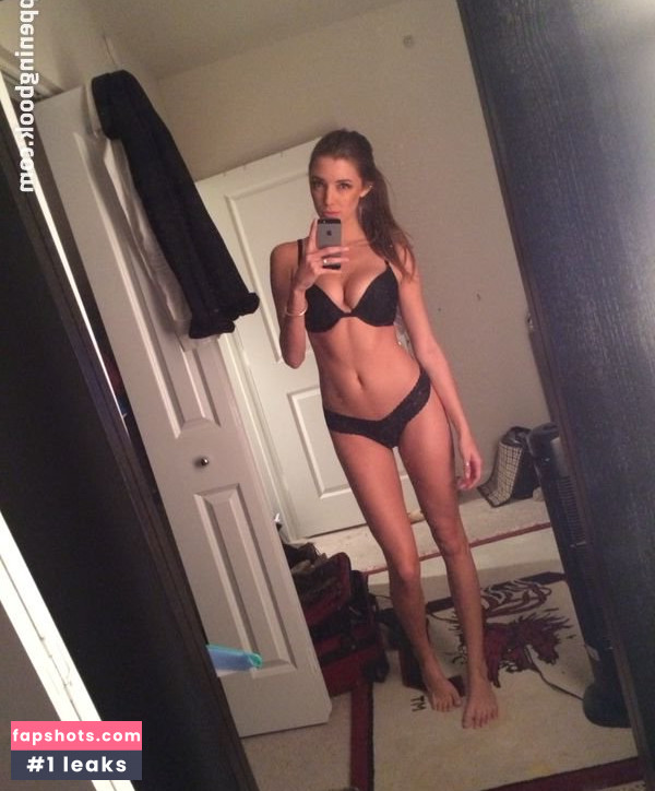 Alyssa Arce gallery photo #984