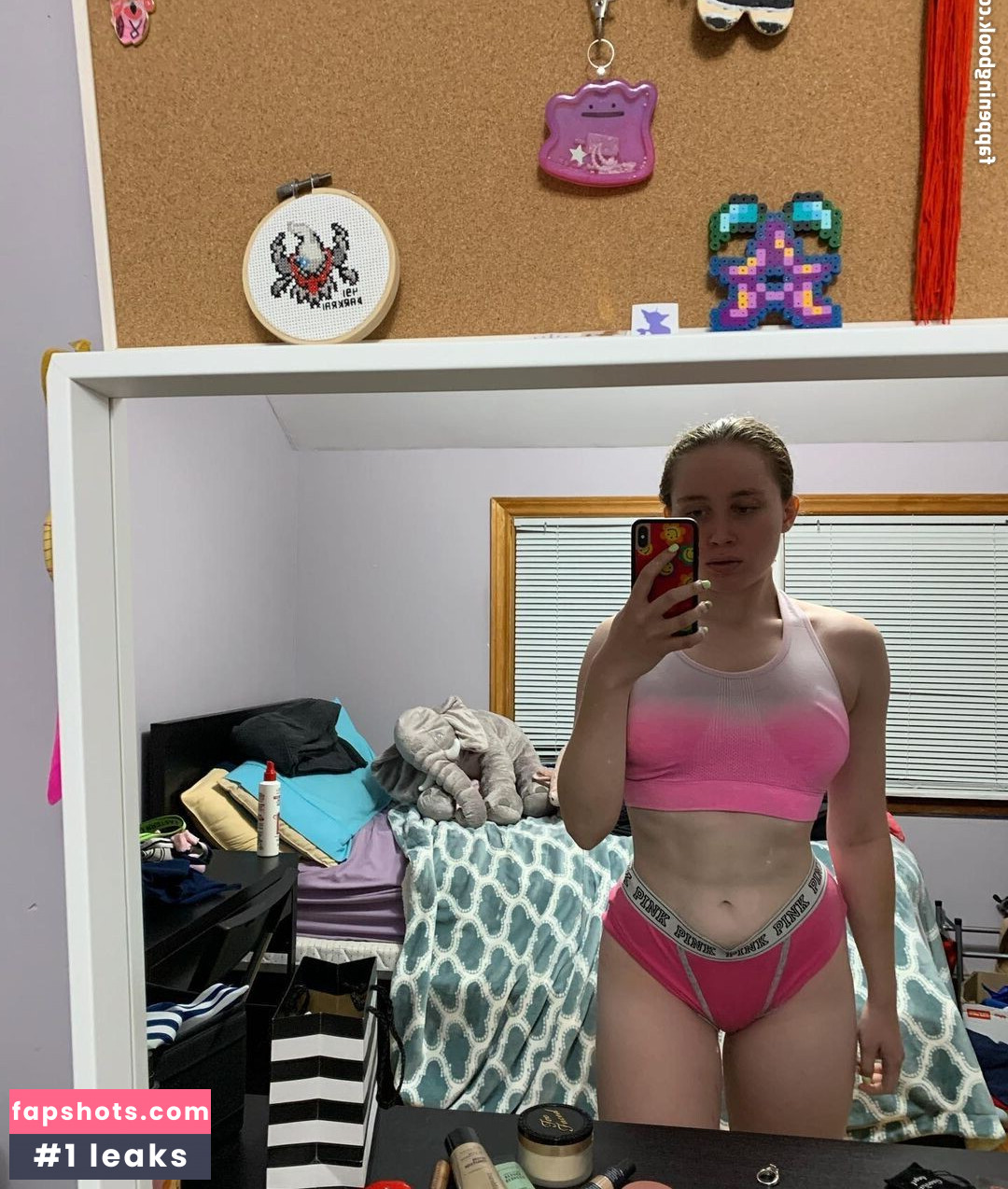 Alyssa Cleversey gallery photo #64