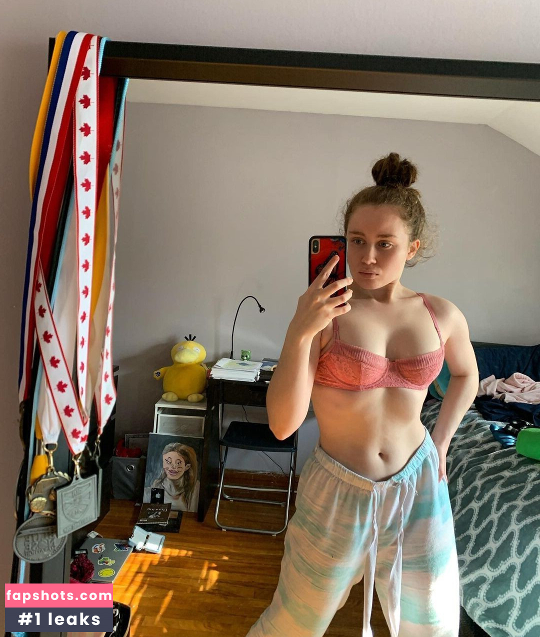 Alyssa Cleversey gallery photo #8