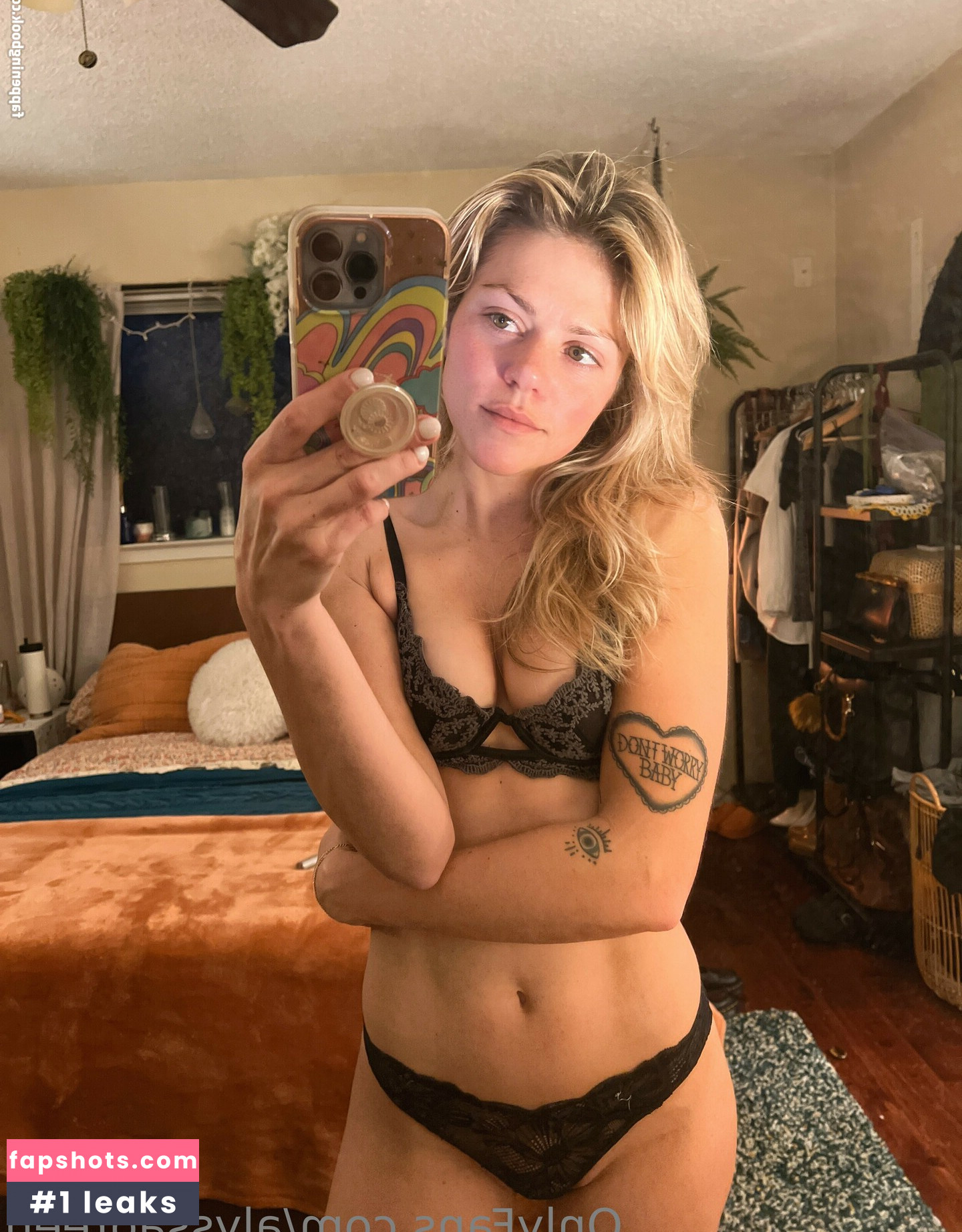 Alyssa Green gallery photo #112