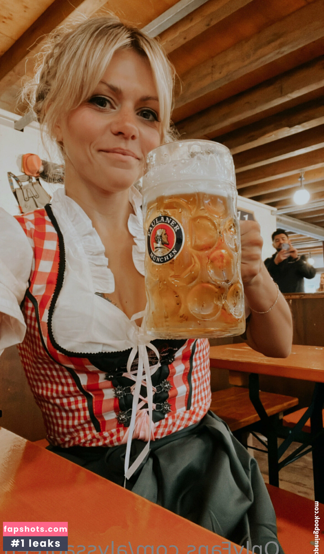 Alyssa Green gallery photo #148