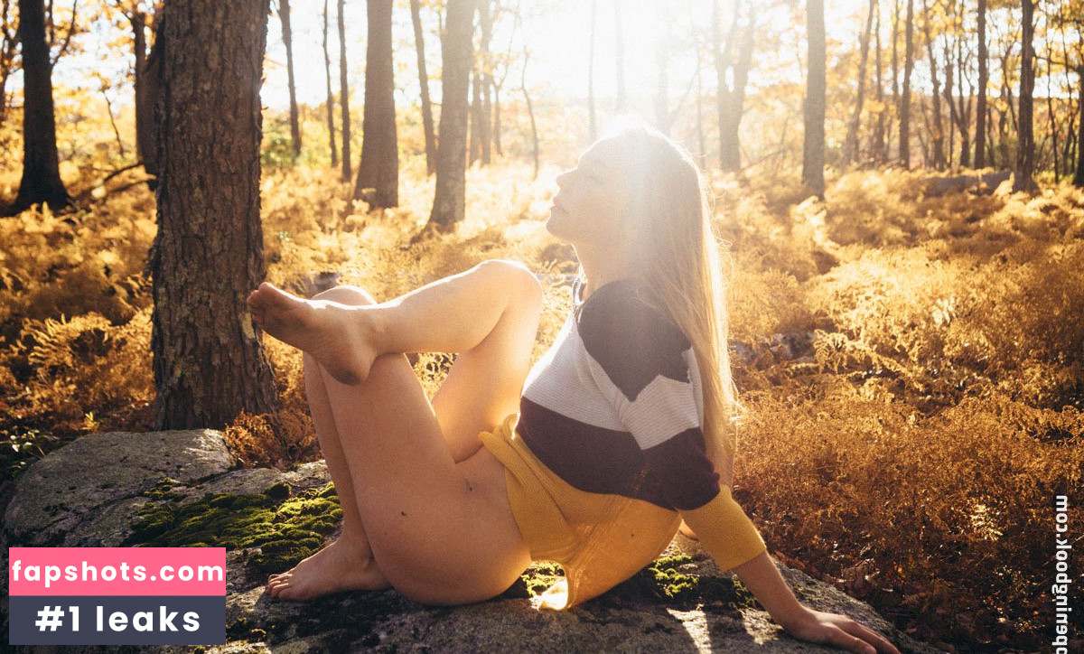 Alyssa Kempinski gallery photo #10