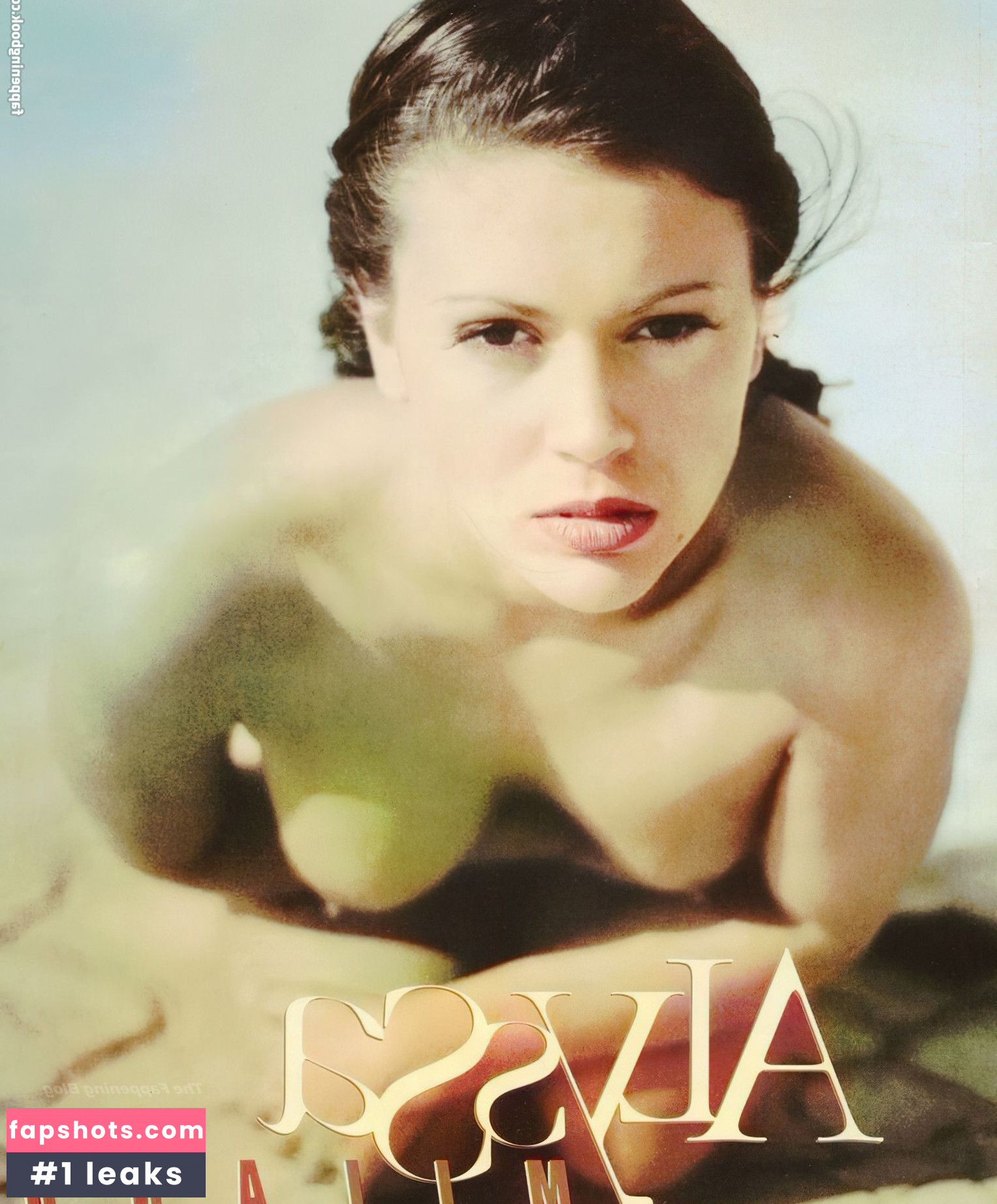 Alyssa Milano gallery photo #147
