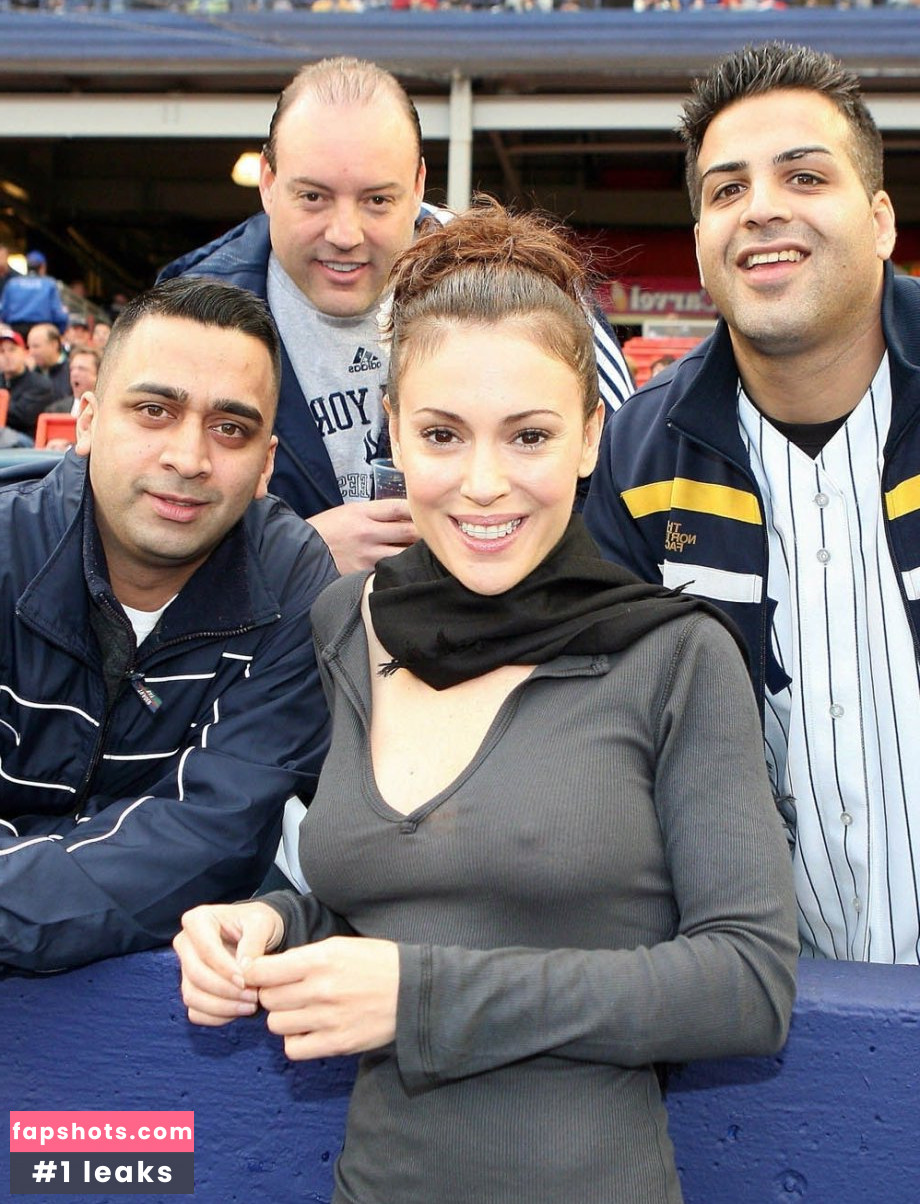 Alyssa Milano gallery photo #227
