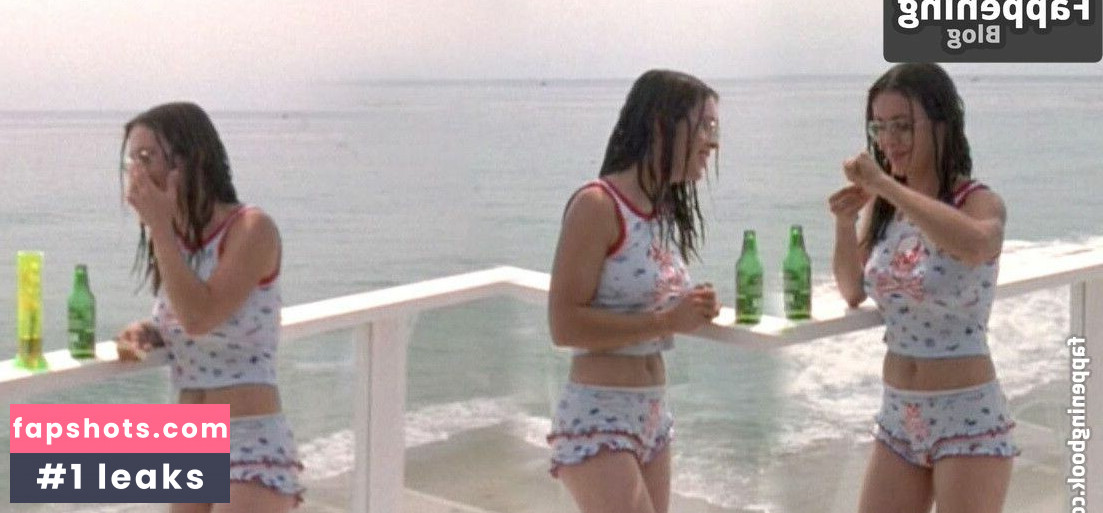 Alyssa Milano gallery photo #42