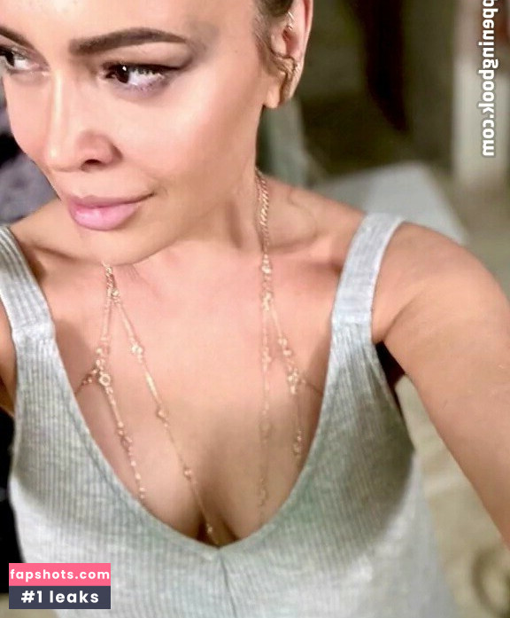 Alyssa Milano gallery photo #73