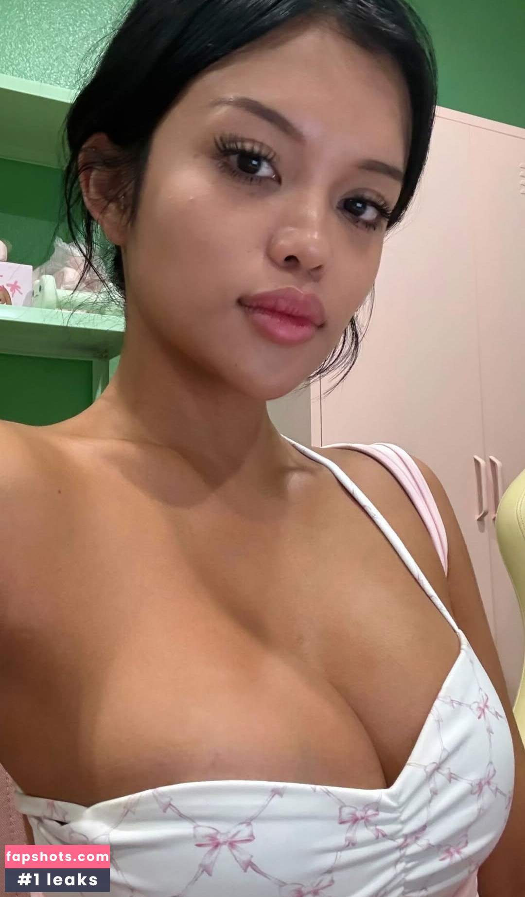 Alyssa Silos gallery photo #2