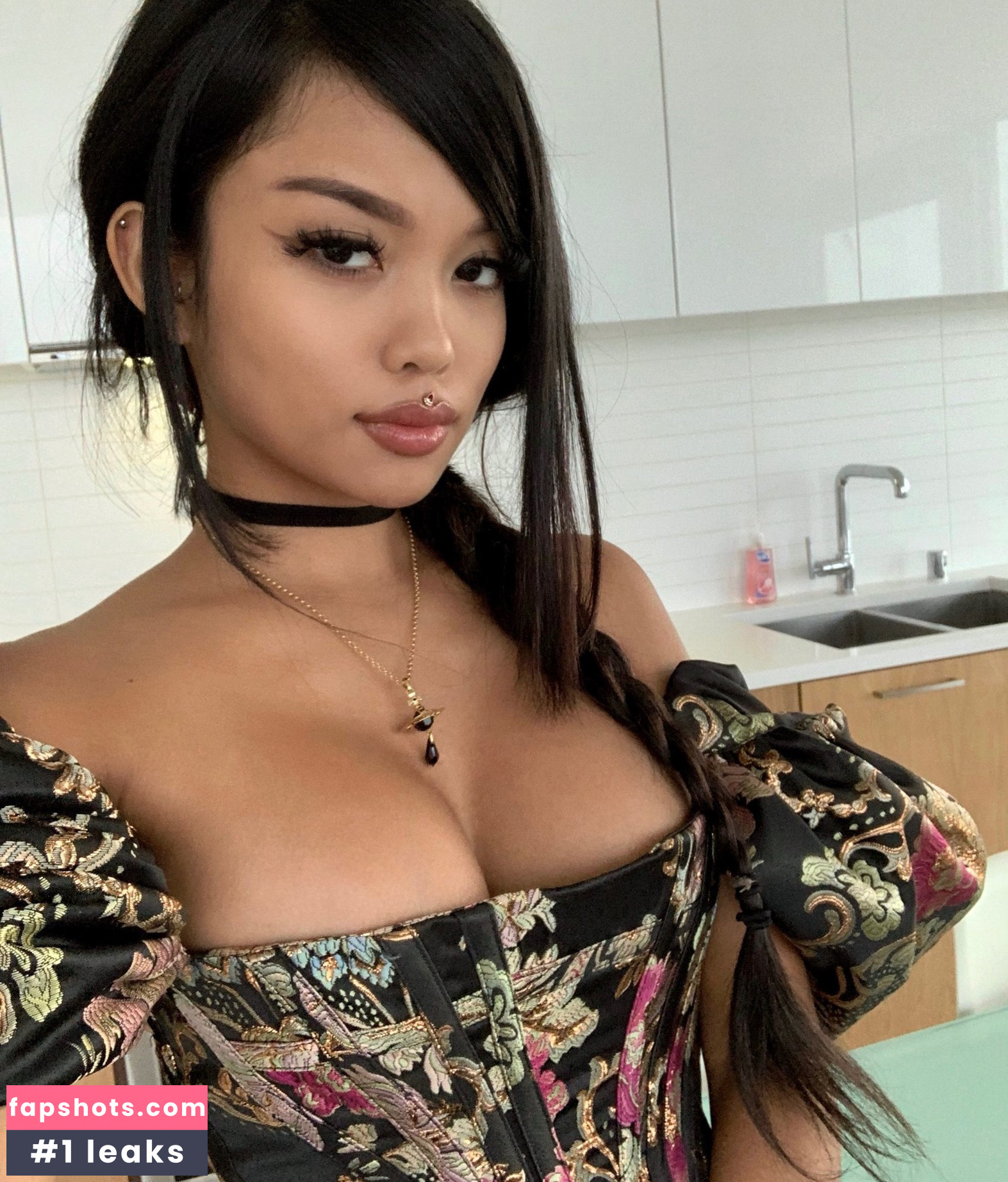 Alyssa Silos gallery photo #92