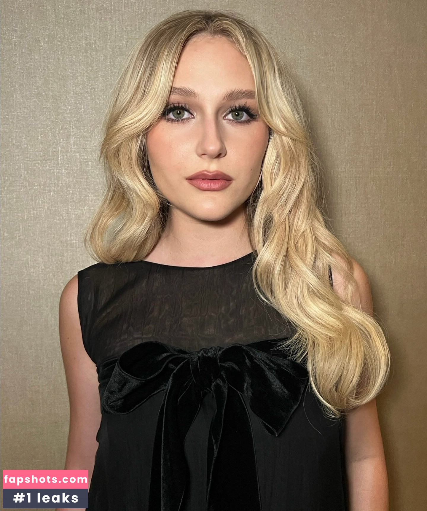 Alyvia Alyn Lind gallery photo #13