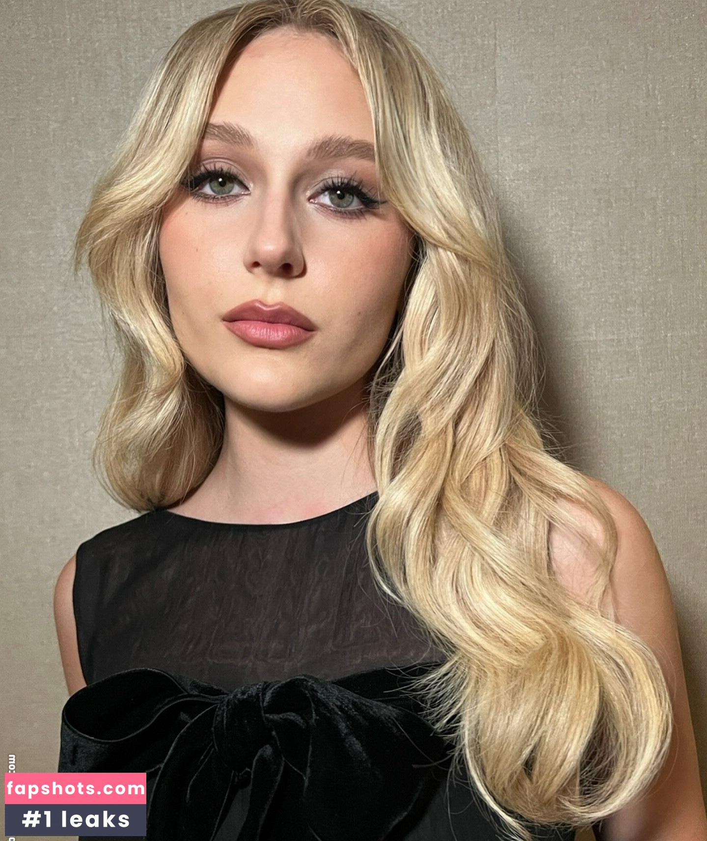 Alyvia Alyn Lind gallery photo #14