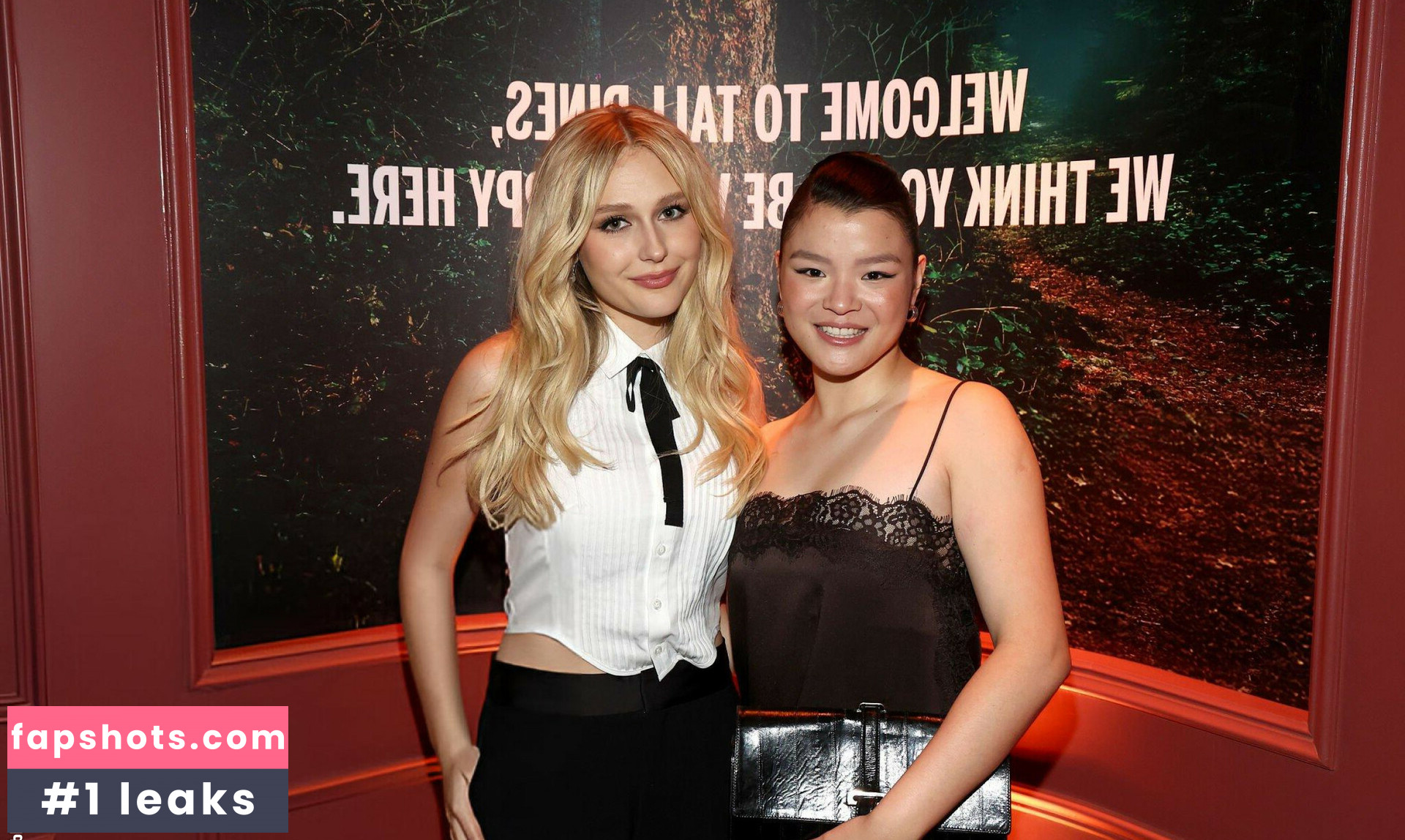 Alyvia Alyn Lind gallery photo #15