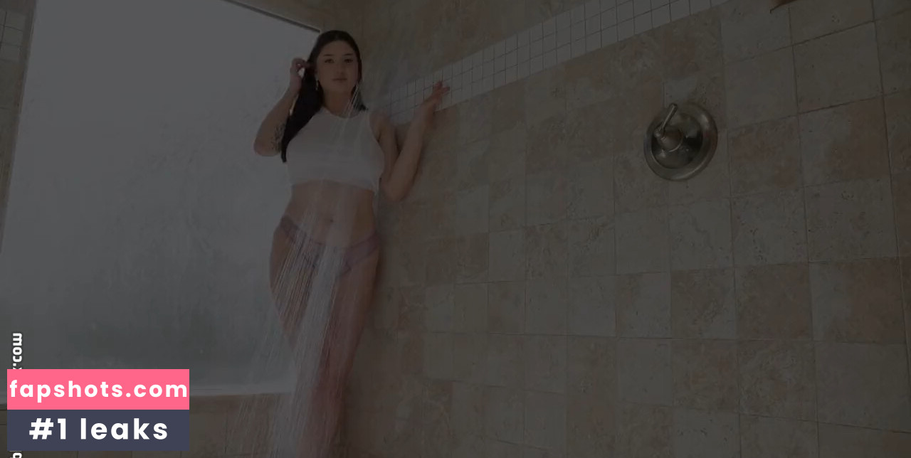 Alyx Star gallery photo #10