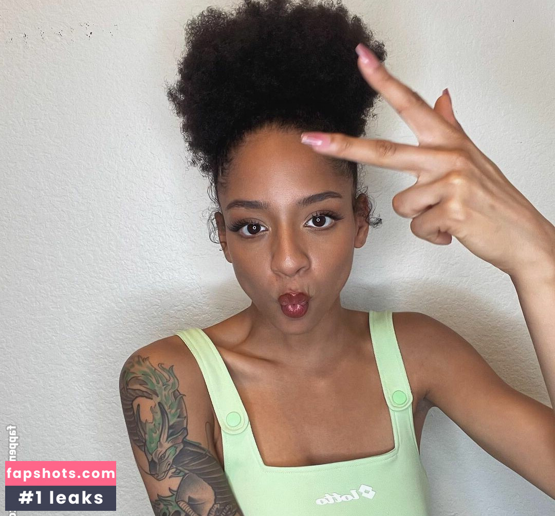 Amala Ekpunobi Nacktheit OnlyFans Fotos #4 - Fapshots