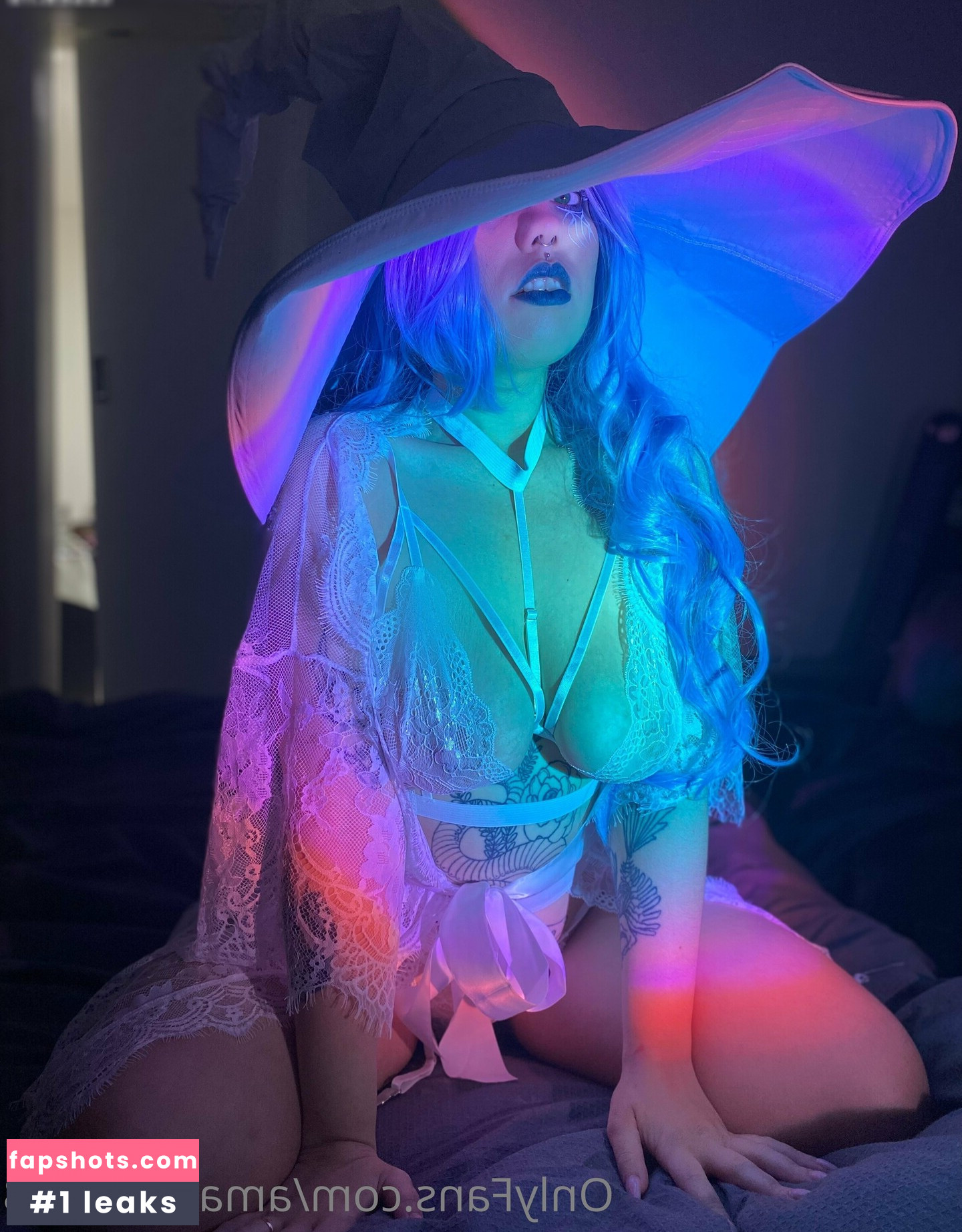 Amalia Rose gallery photo #23