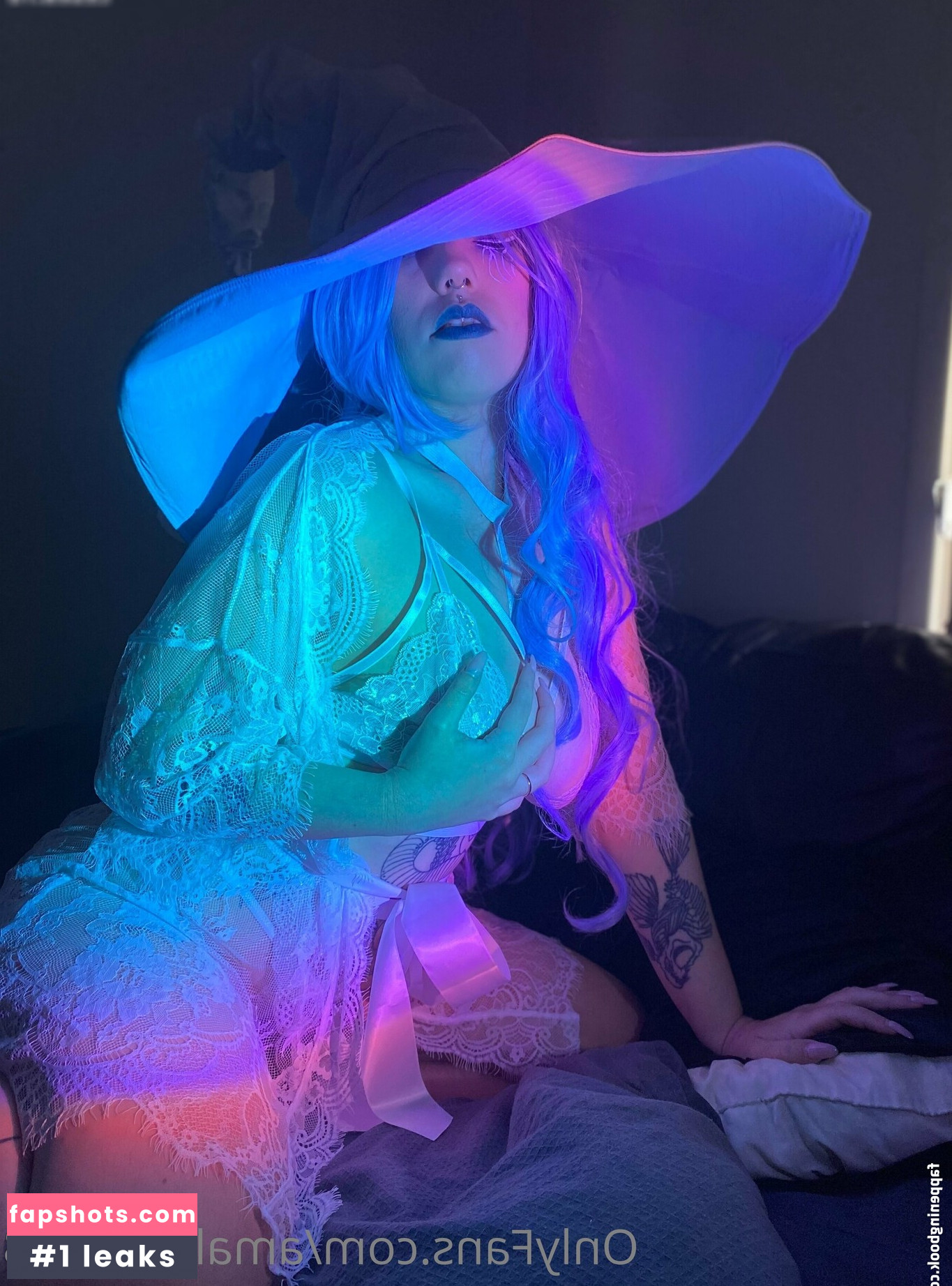 Amalia Rose gallery photo #28