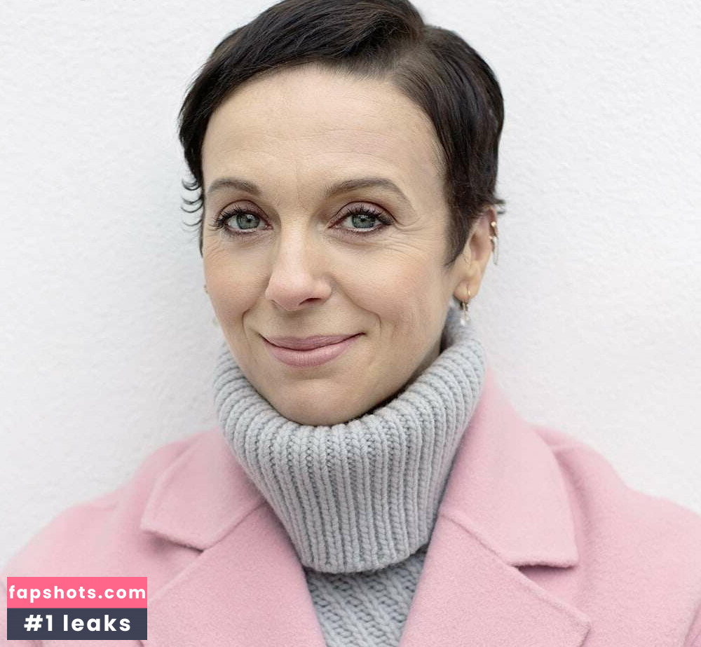 Amanda Abbington gallery photo #24