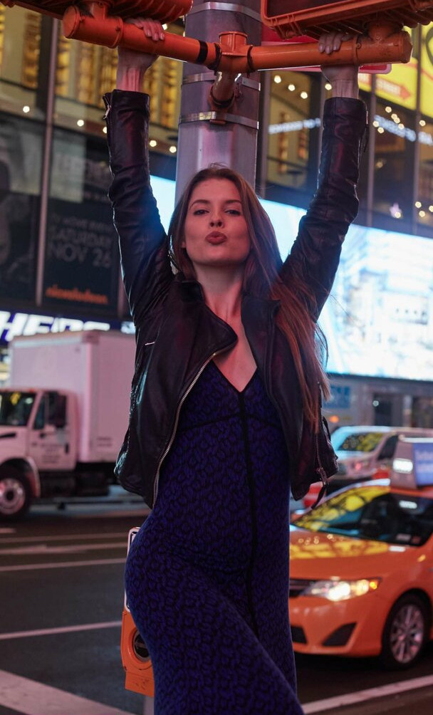 amanda-cerny gallery photo #1039