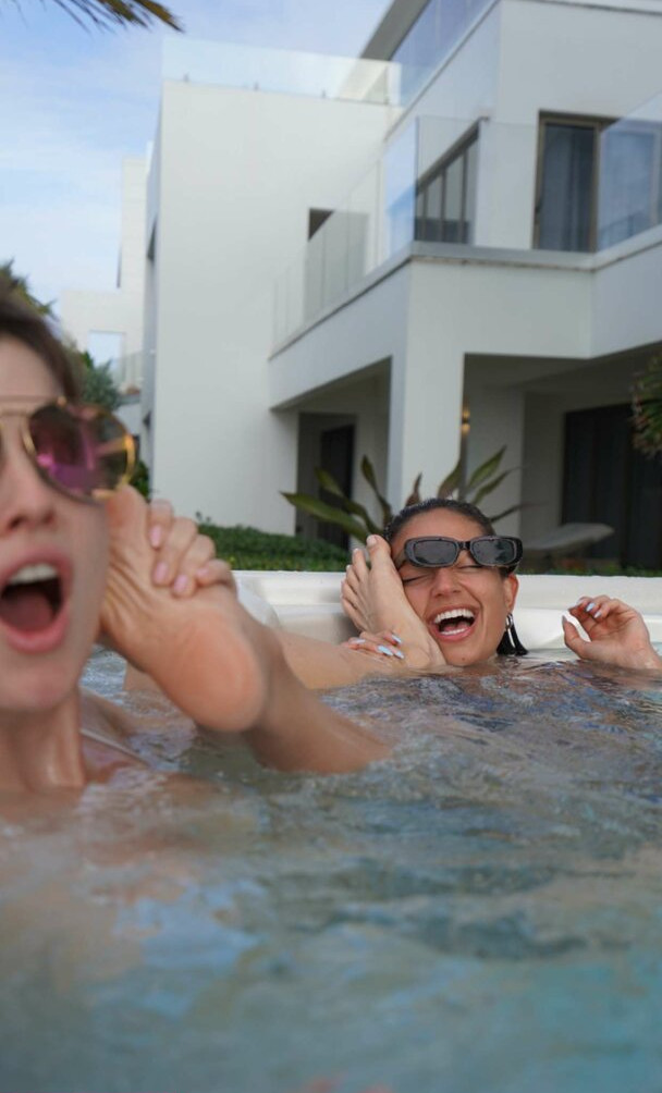 amanda-cerny gallery photo #1095