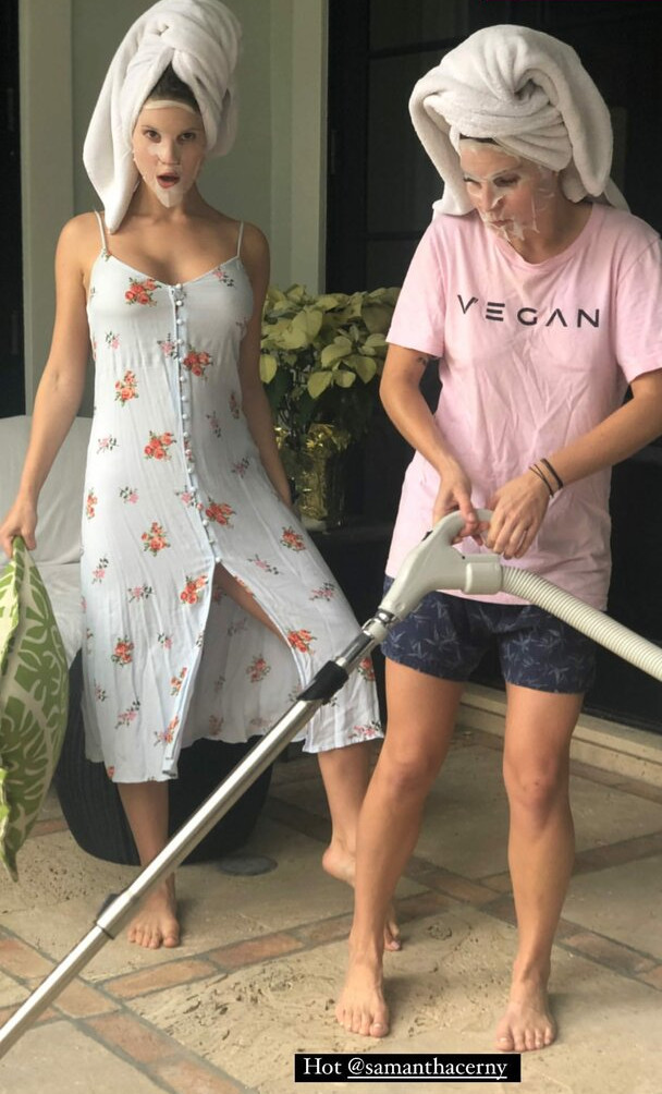 amanda-cerny gallery photo #1115