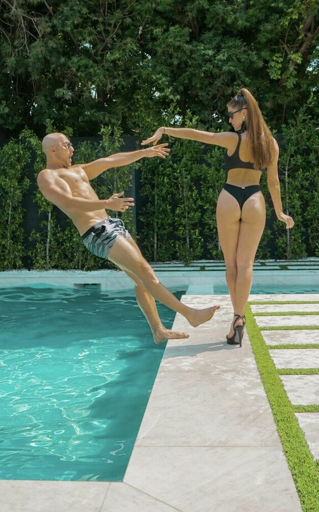 amanda-cerny gallery photo #1143