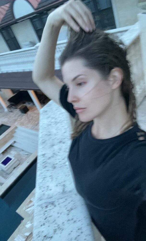 amanda-cerny gallery photo #1230