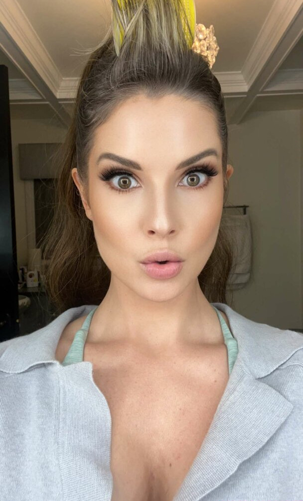 amanda-cerny gallery photo #1239