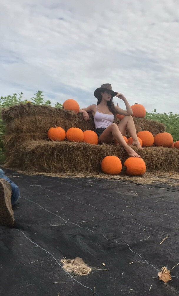 amanda-cerny gallery photo #1332