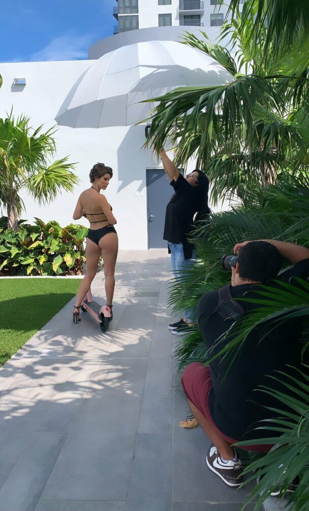 amanda-cerny gallery photo #1345