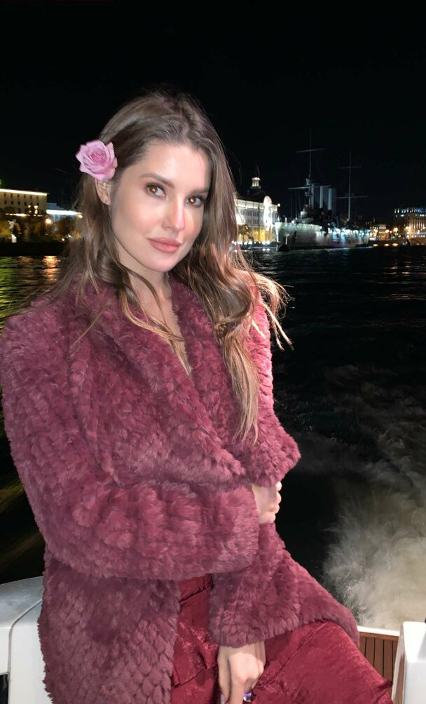 amanda-cerny gallery photo #1360