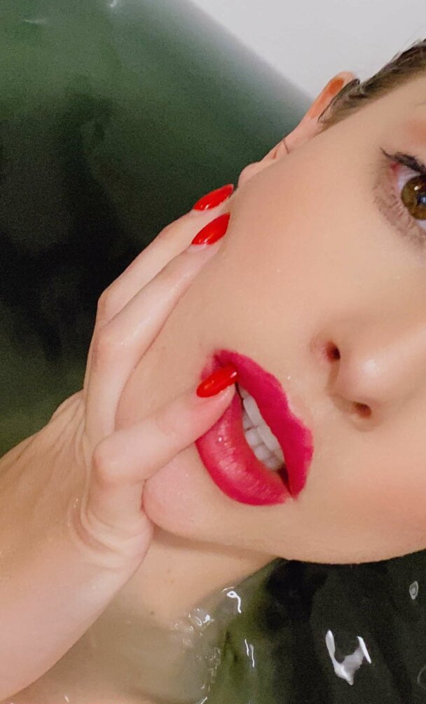 amanda-cerny gallery photo #1372