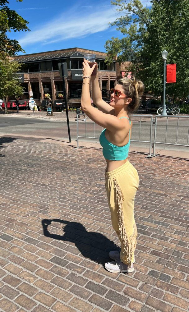 amanda-cerny gallery photo #1391