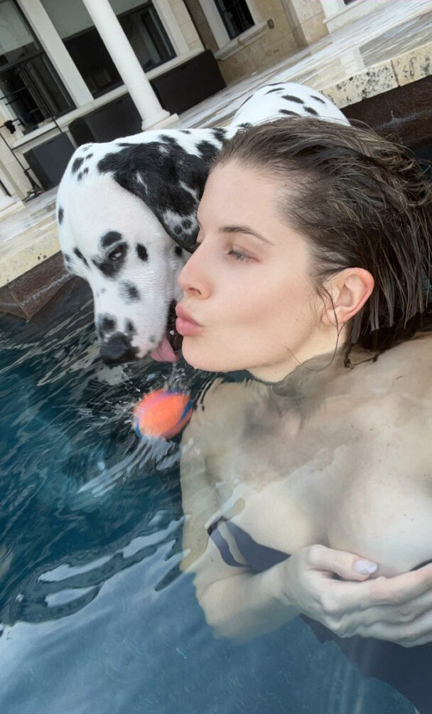 amanda-cerny gallery photo #1583