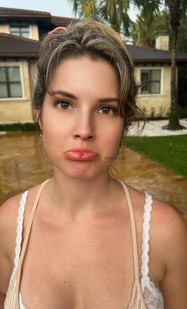 amanda-cerny gallery photo #1678