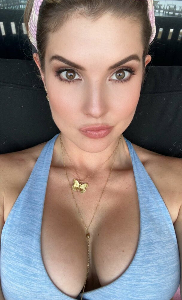 amanda-cerny gallery photo #1725