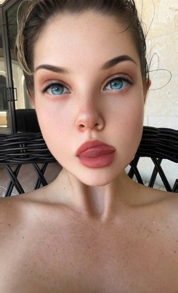 amanda-cerny gallery photo #1766