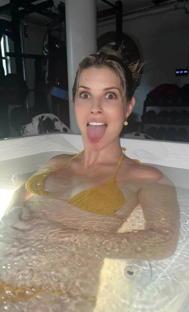 amanda-cerny gallery photo #1788