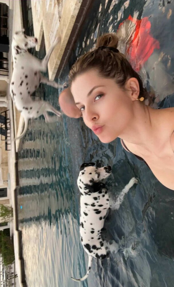 amanda-cerny gallery photo #1809