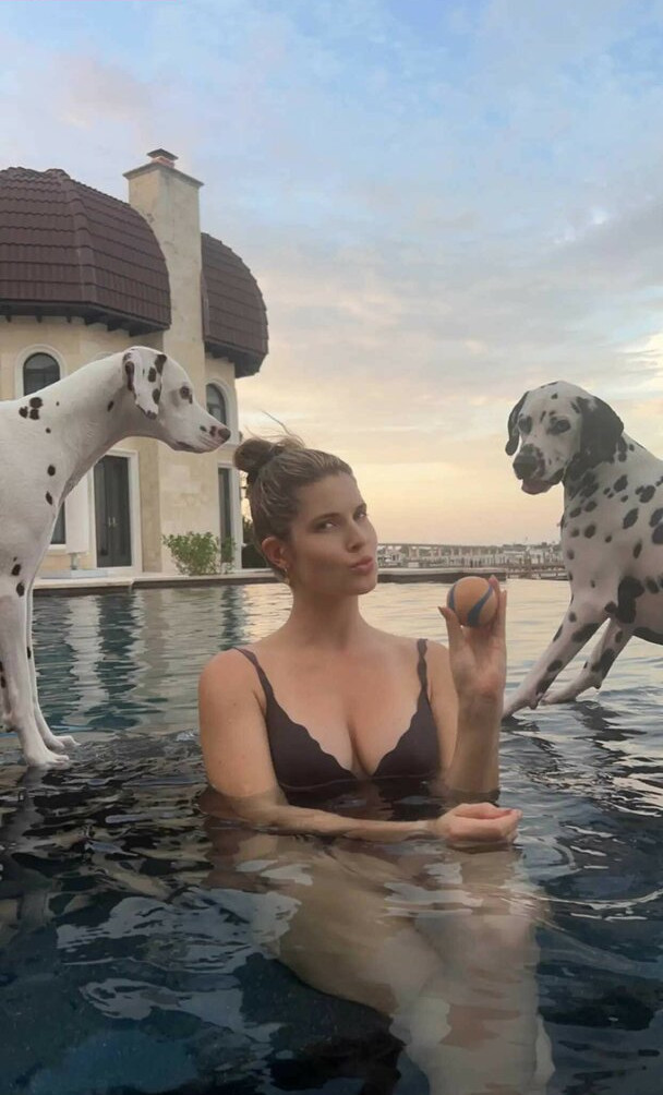 amanda-cerny gallery photo #1814