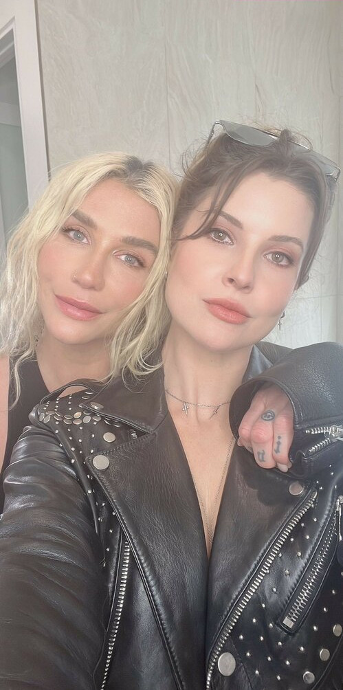 amanda-cerny gallery photo #1868