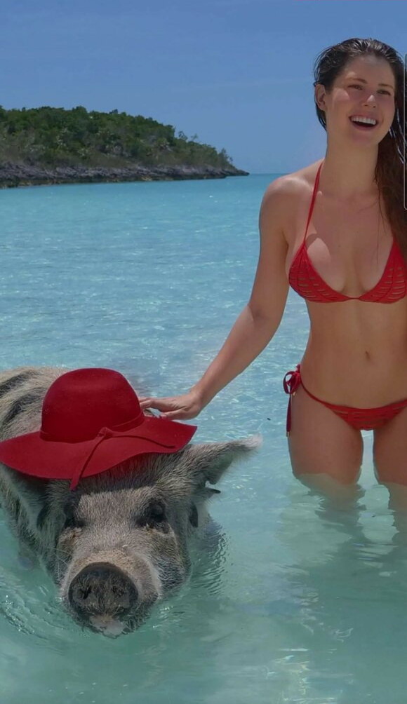 amanda-cerny gallery photo #1912