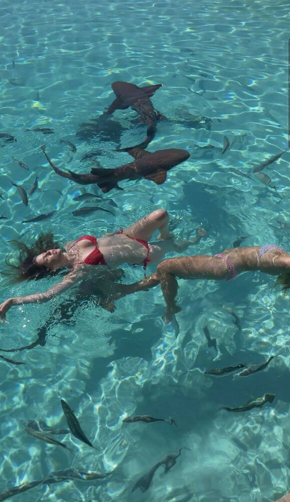 amanda-cerny gallery photo #1915