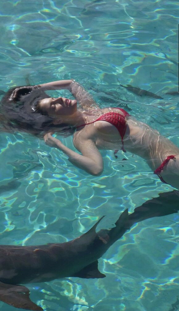 amanda-cerny gallery photo #1920