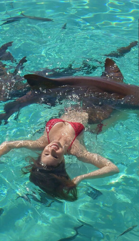 amanda-cerny gallery photo #1921