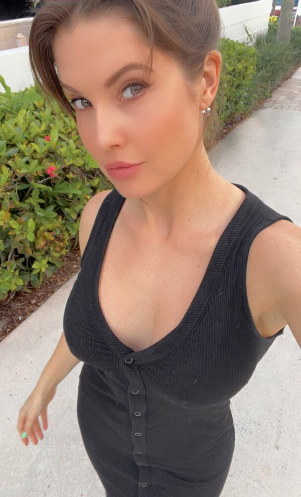 amanda-cerny gallery photo #1925