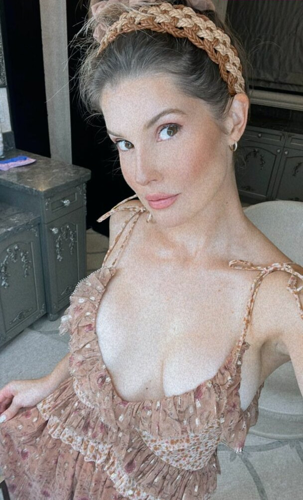 amanda-cerny gallery photo #2020