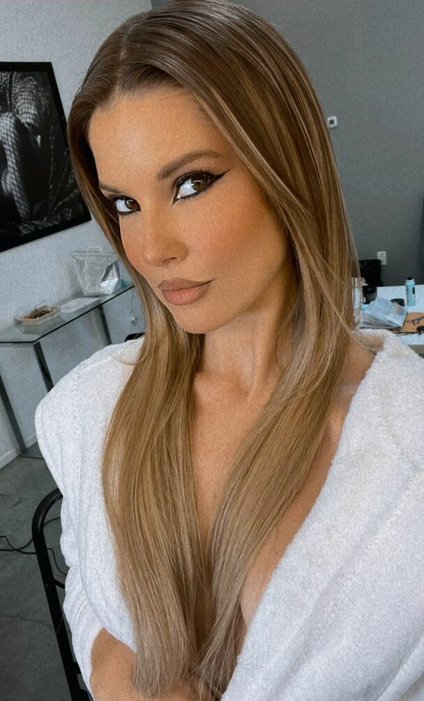 amanda-cerny gallery photo #2027