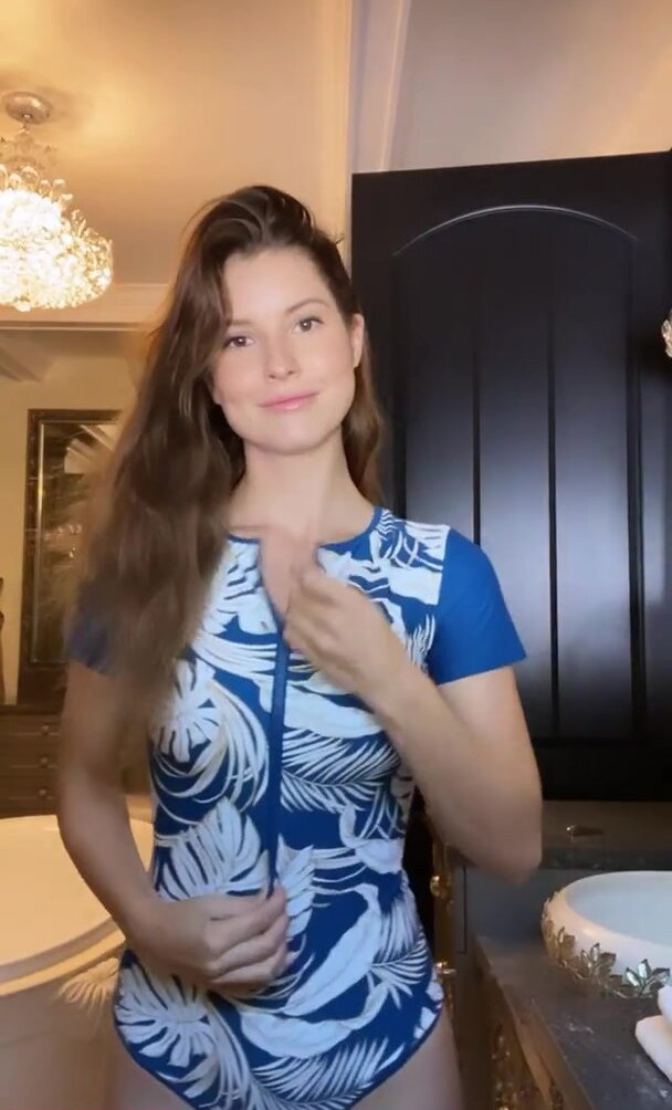 amanda-cerny gallery photo #2070