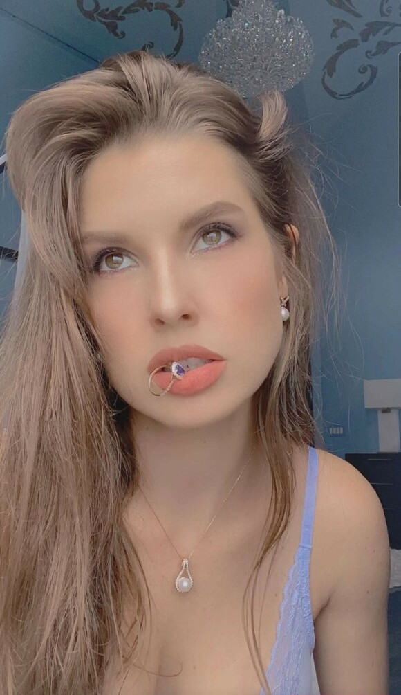 amanda-cerny gallery photo #2085